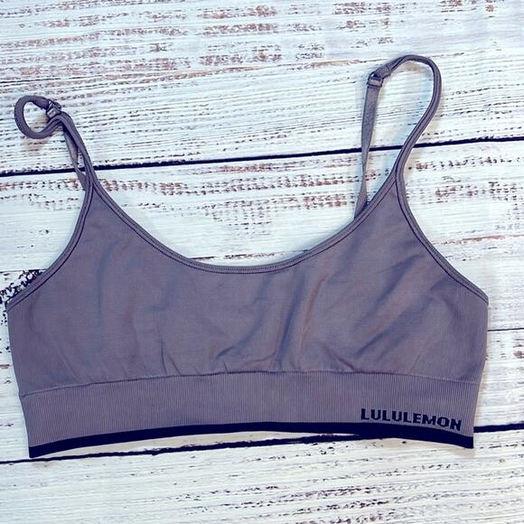 Lululemon Iconic Sweat Bra size Medium - Picture 2 of 13